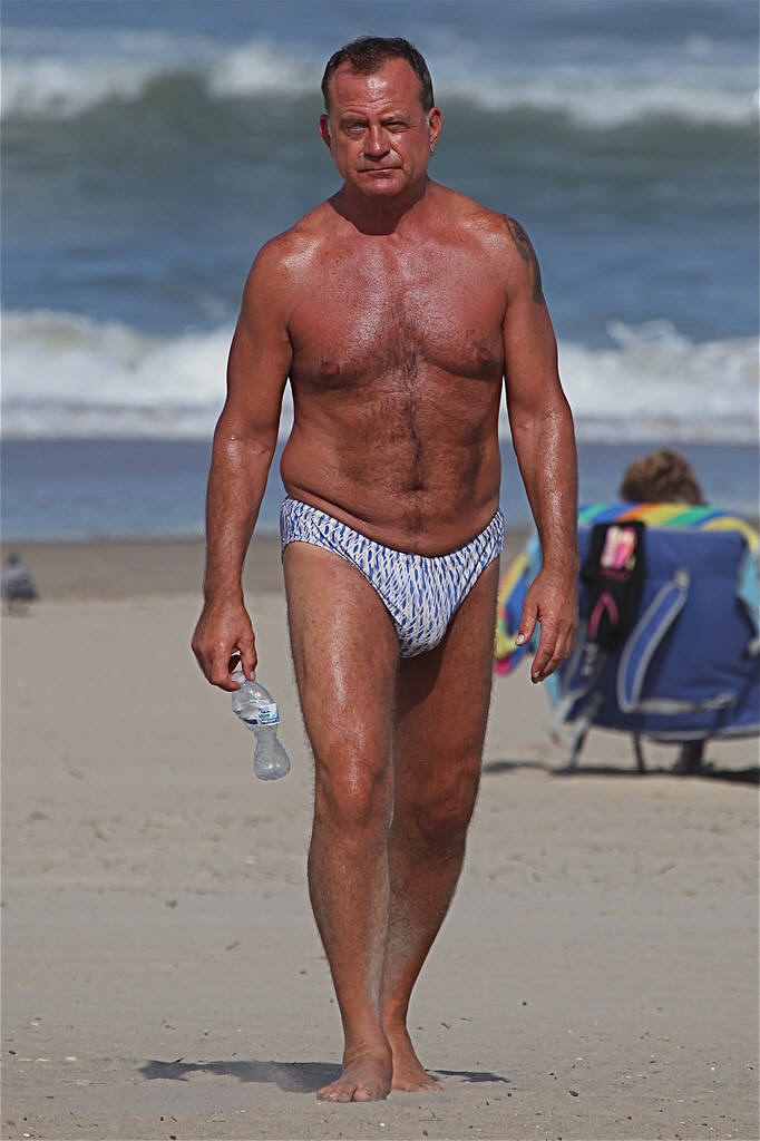 of woman in there s fucking daddy in beach in nude